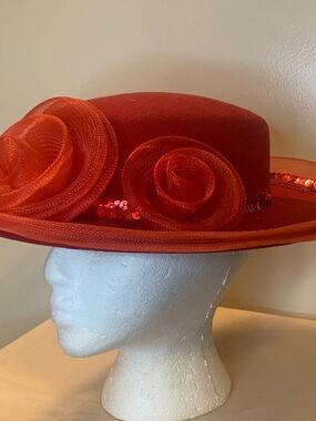 DRBORAH NY. Elegant Red Floral Wide-Brim Women's Hat